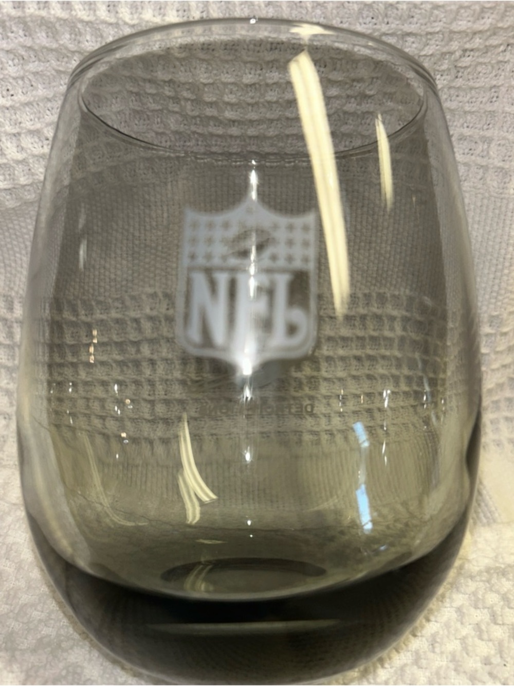 MISTAKE NOT Louis Vuitton Clear No Stem Glass Silver Detroit Lion Helmet Graphic - Picture 2 of 2